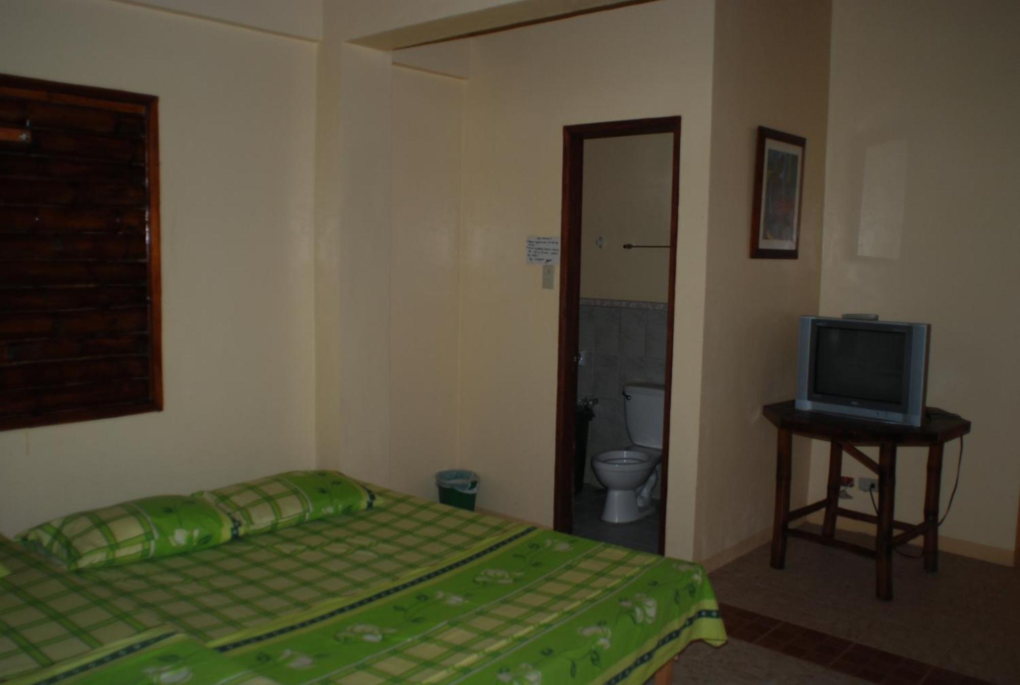 Casa Aviara Resort & Hotel Puerto Galera Extérieur photo