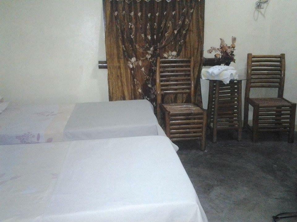 Casa Aviara Resort & Hotel Puerto Galera Extérieur photo